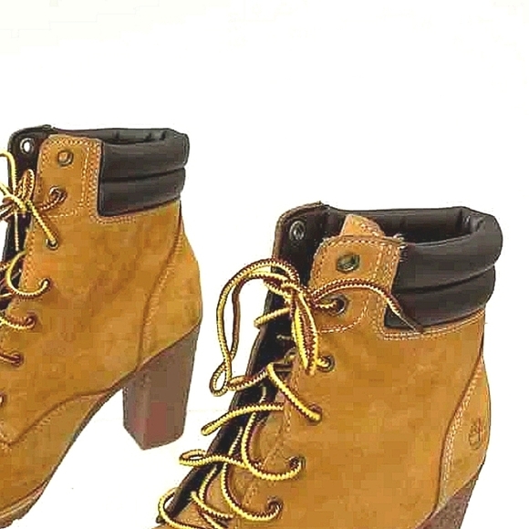 Like New!! Timberland Heeled Lace Up Boots Womens Size 7 - Picture 5 of 10